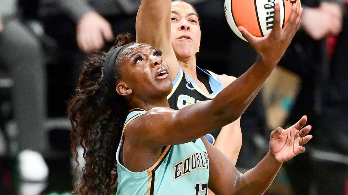 2021 WNBA Rookie of the Year: New York Liberty forward Michaela Onyenwere  runs away with award - CBSSports.com