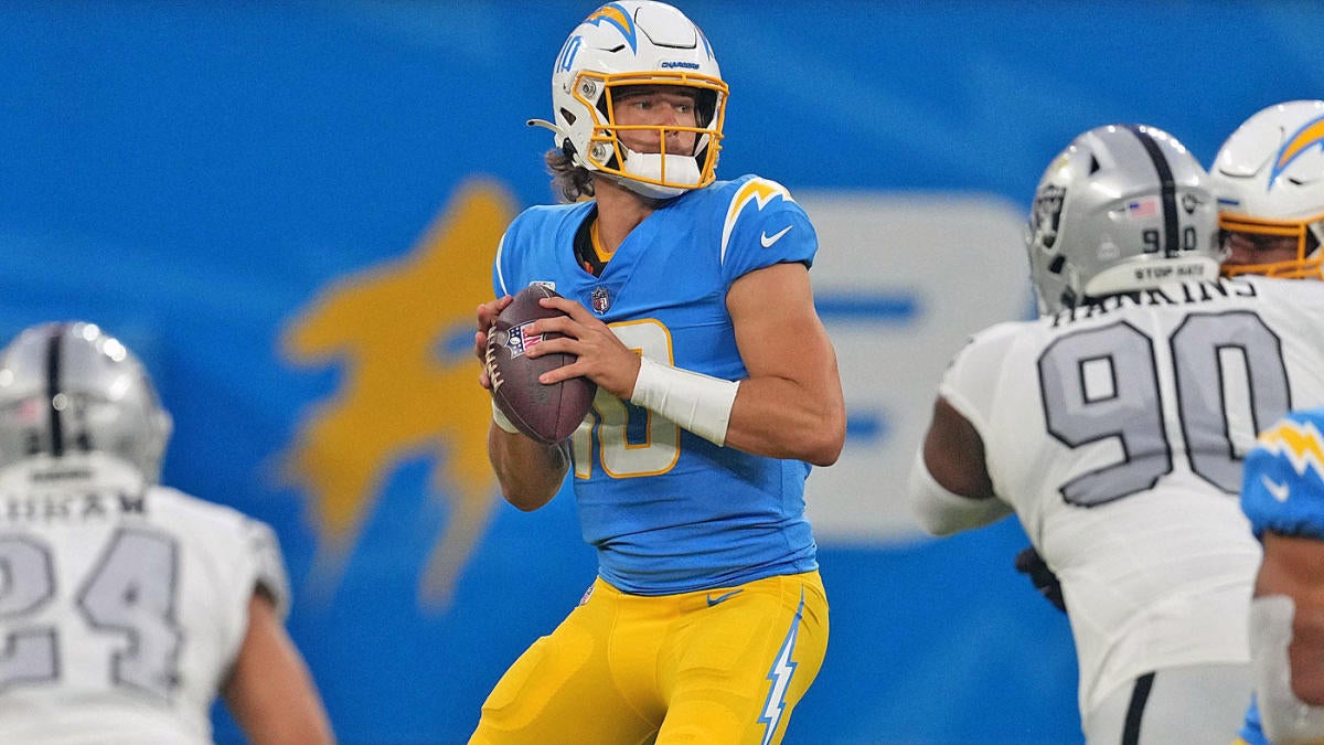 Justin Herbert by the numbers: Chargers QB challenging Patrick Mahomes for  best start by passer in NFL history 