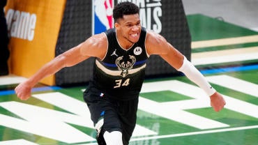 giannis-1.jpg