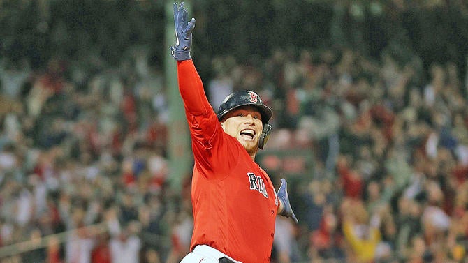 christian-vazquez-red-sox.jpg