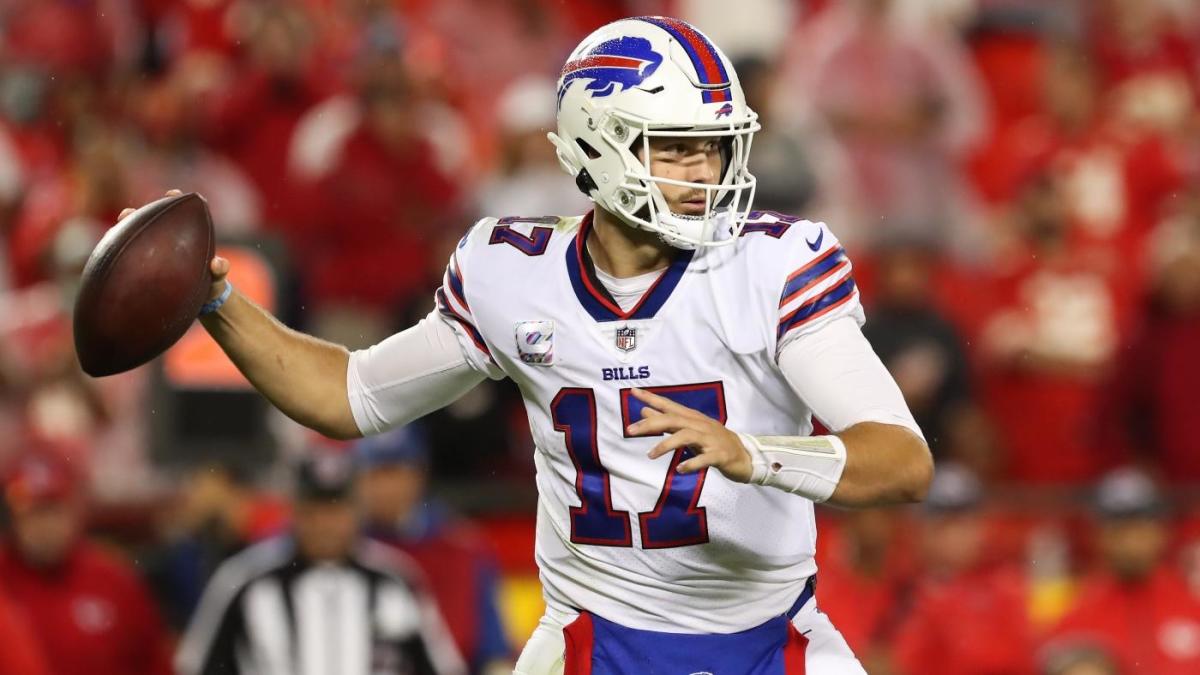 NFL Week 12 odds, picks: Josh Allen, Bills rebound on Thanksgiving