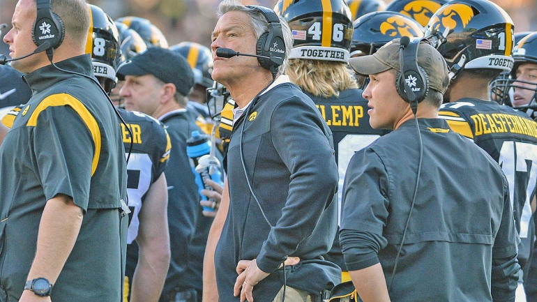 kirk-ferentz-iowa-usatsi.jpg
