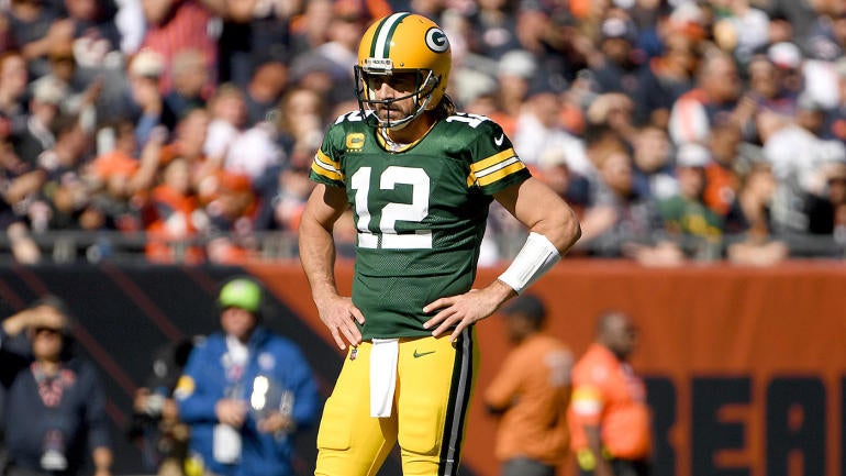 gettyimages-1347099445-aaron-rodgers-packers-qb-1q-2021-1400.jpg