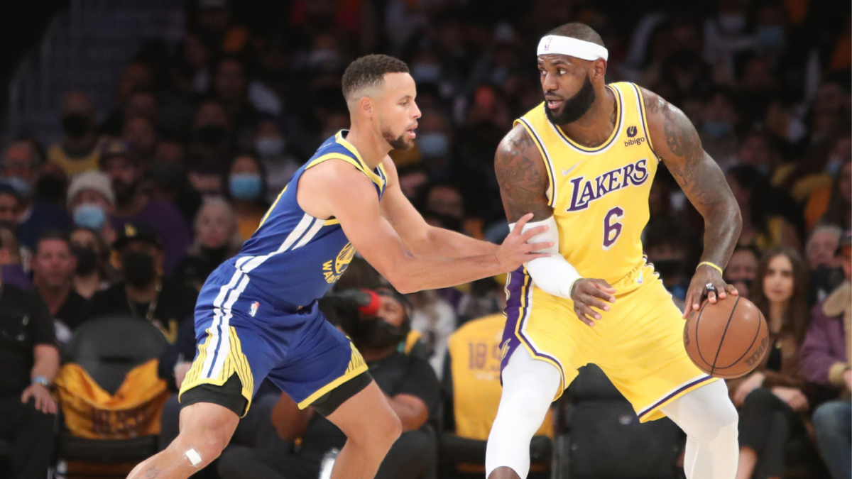 Lakers vs. Warriors score: Live updates as LeBron James, revamped L.A. roster host Stephen Curry and Co. - CBSSports.com