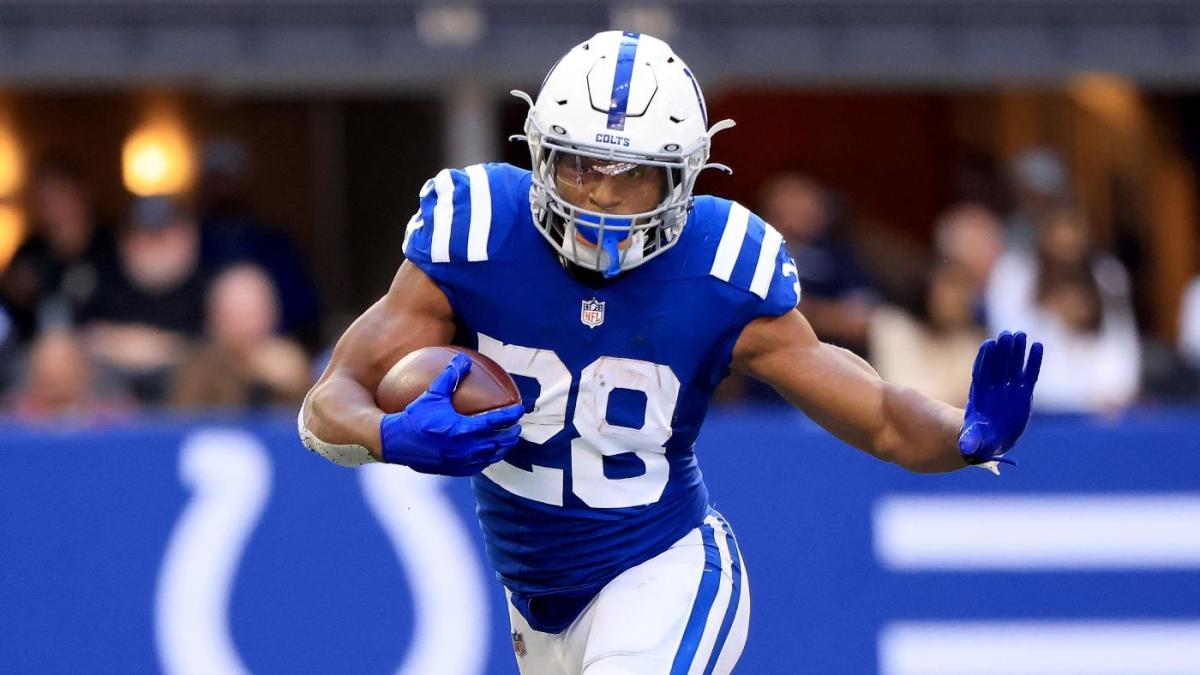 Colts' Running Back Jonathan Taylor One of Five Unanimous First