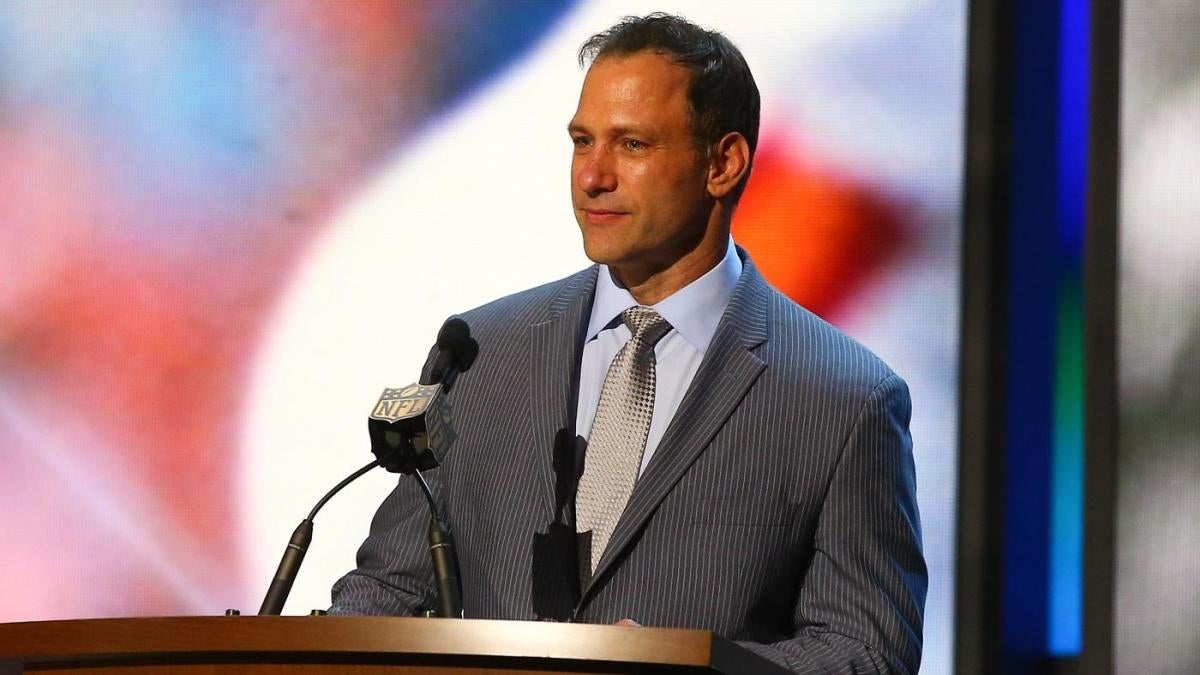 Chris Spielman becomes 19th member of Lions Ring of Honor