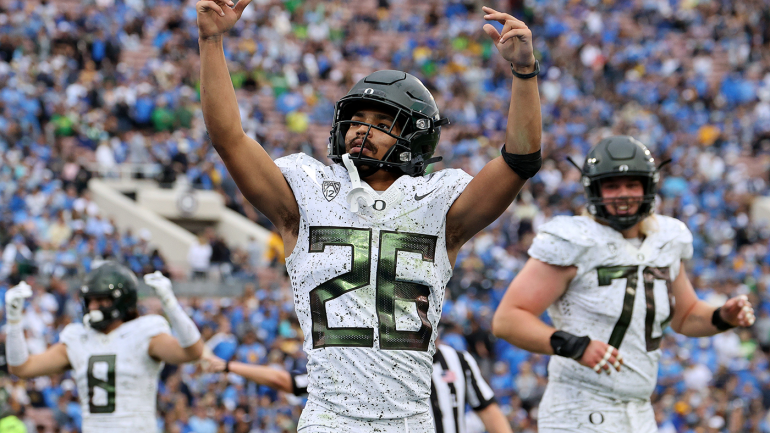 travis-dye-oregon-ucla-getty.png