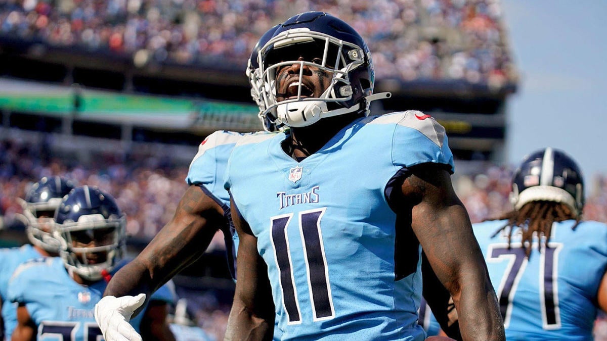 Titans WR Receiver A.J. Brown Wants to Try Baseball Too? - Stadium