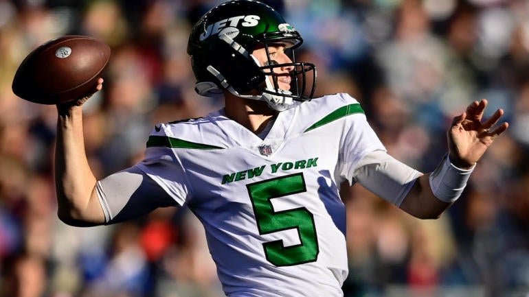 New York Jets v New England Patriots