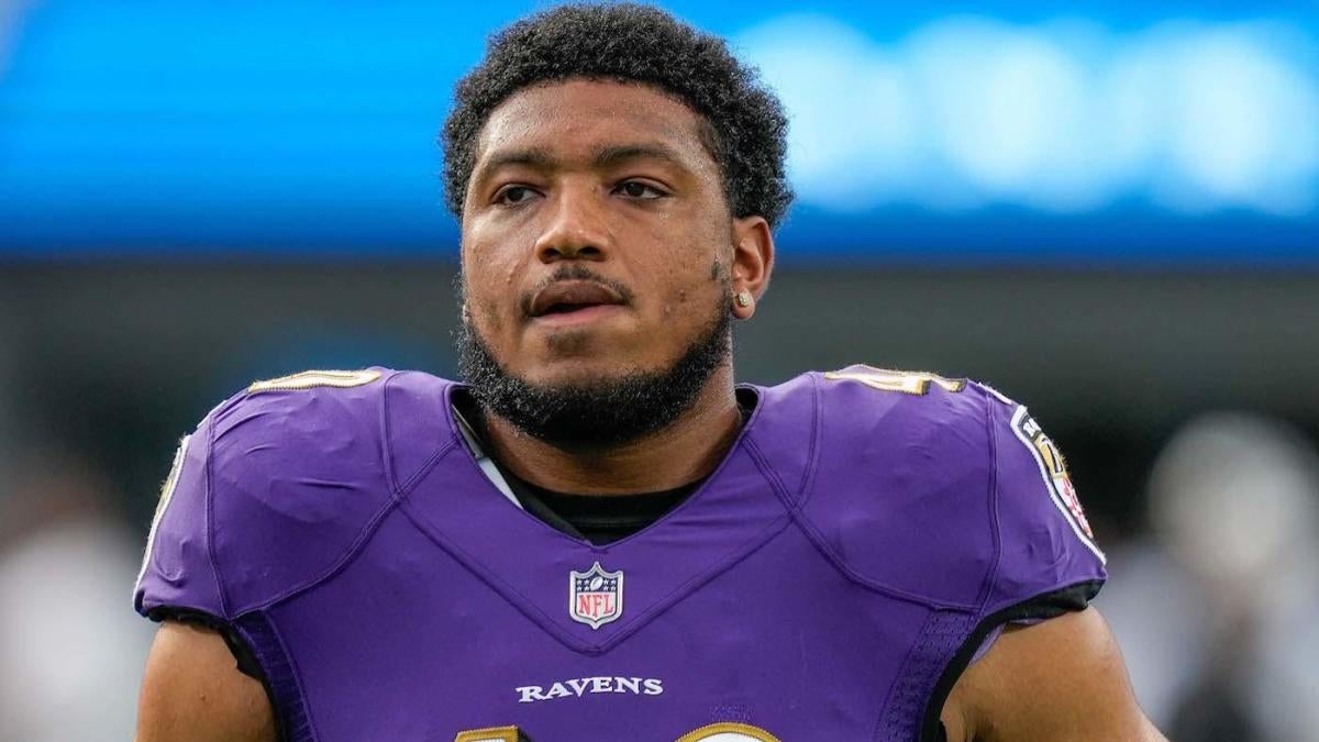 Ravens' Malik Harrison struck by stray bullet in Cleveland, suffers  non-life threatening injury 