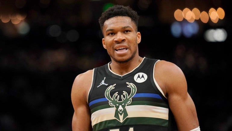 giannis.jpg