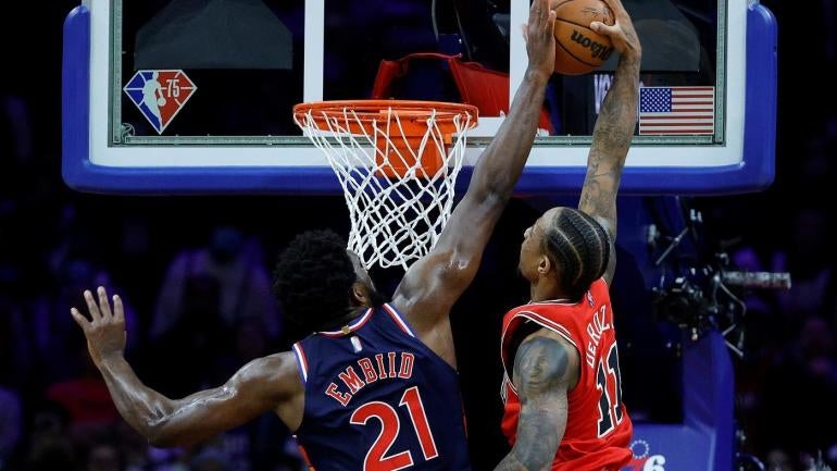 Joel Embiid DeMar Derozan 76ers Bulls