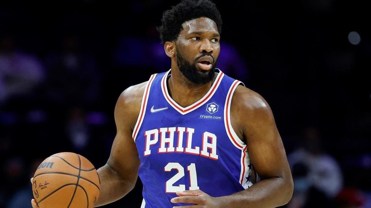 Joel Embiid isn't putting pressure on 76ers for Ben Simmons to trade: 'There’s no urgency to do anything.' thumbnail