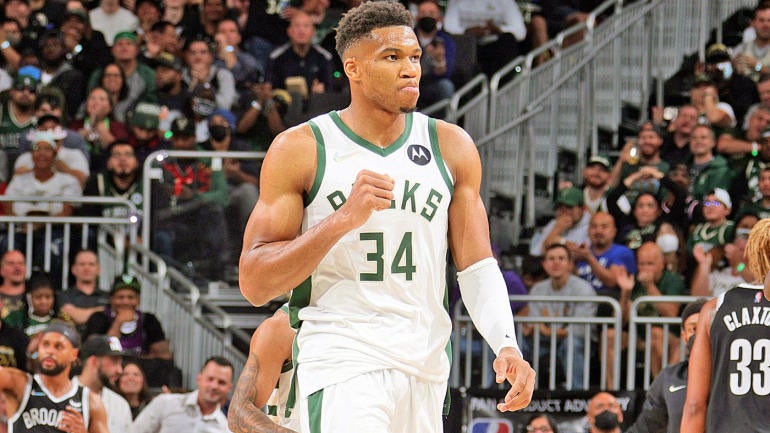 giannis-antetokounmpo-bucks-getty.jpg