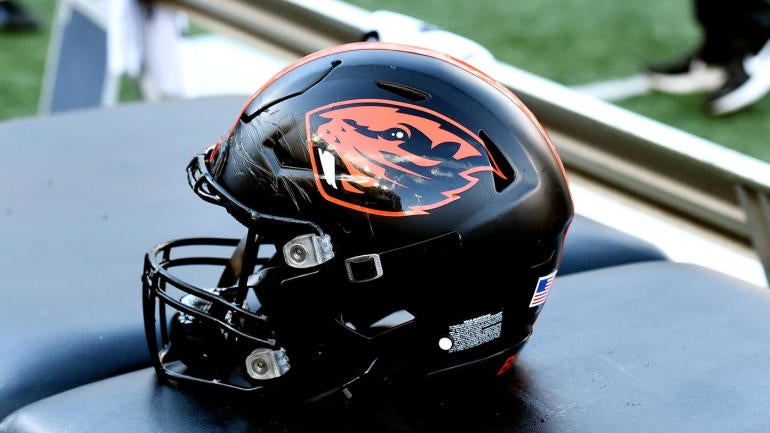 oregon-state-helmet.jpg