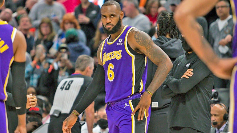 lebron-james-lakers-usatsi.jpg