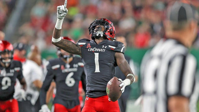 Breaking down Cincinnati Bearcats cornerback Ahmad 'Sauce' Gardner's  college highlights