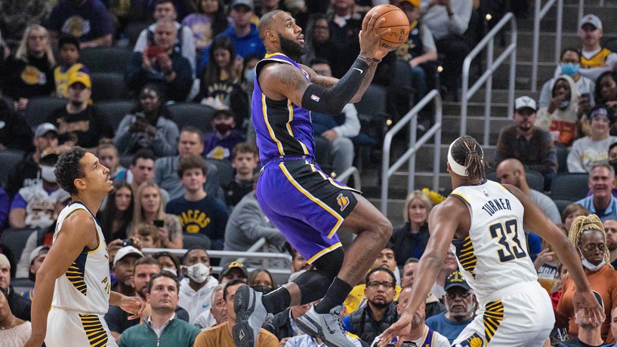 Baru keluar dari skorsing, LeBron James mencetak 39 poin tertinggi musim, mendorong Lakers untuk menang overtime atas Pacers