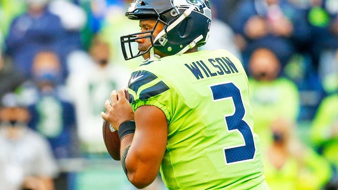 russell-wilson-3-1400.jpg
