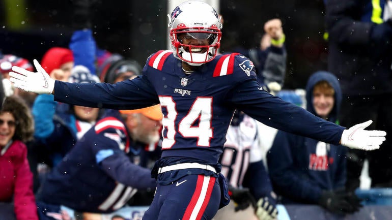 Tennessee Titans v New England Patriots