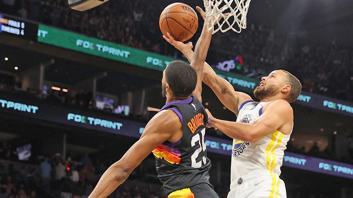 How Mikal Bridges locked up Warriors’ Stephen Curry and forced worst shooting night of his career in Suns win – CBSSports.com