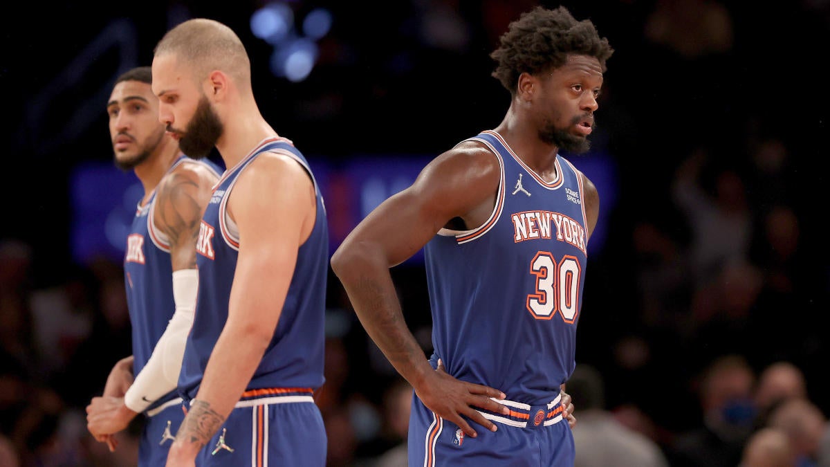 Knicks kalah untuk ketiga kalinya secara beruntun meskipun susunan pemain telah diubah;  Pertahanan New York yang dulu dibanggakan terus berjuang