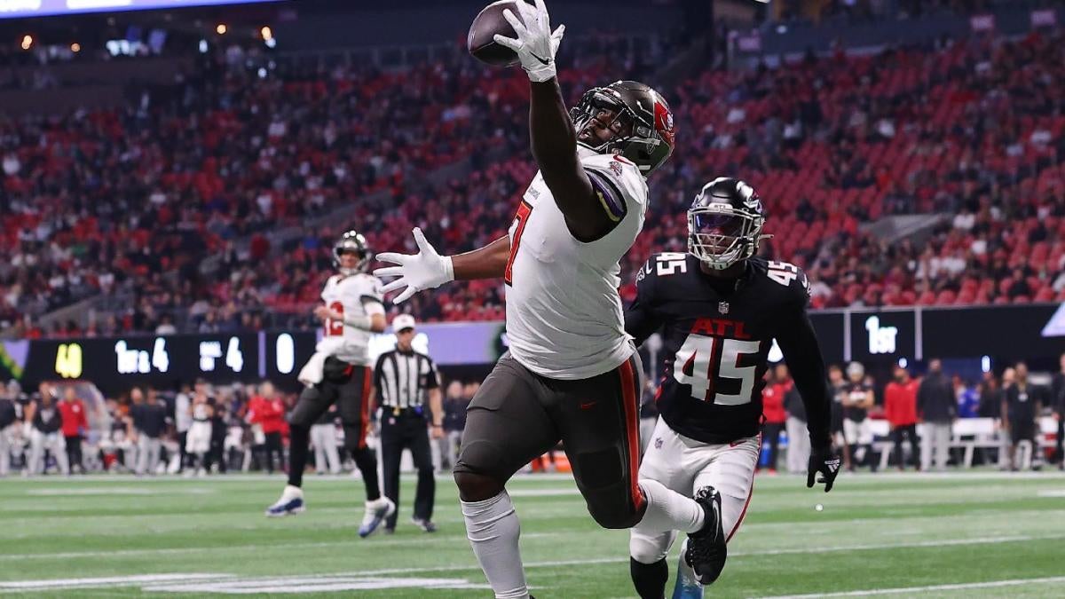 NFL Week 13 scores, highlights, updates, schedule: Buccaneers, Falcons score TDs on first three possessions