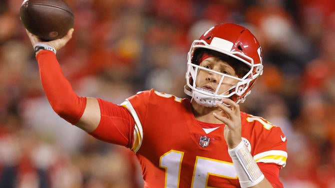 1205-chiefs.jpg