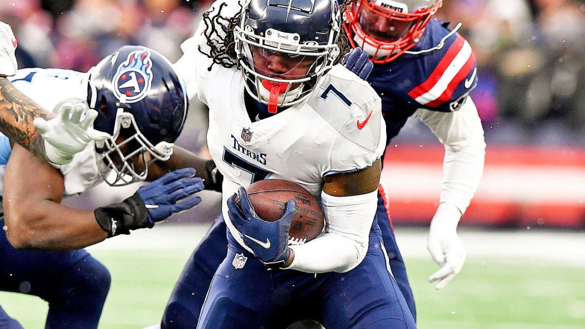 Is D'Onta Foreman or Chuba Hubbard a Waiver Wire Add in Week 8?