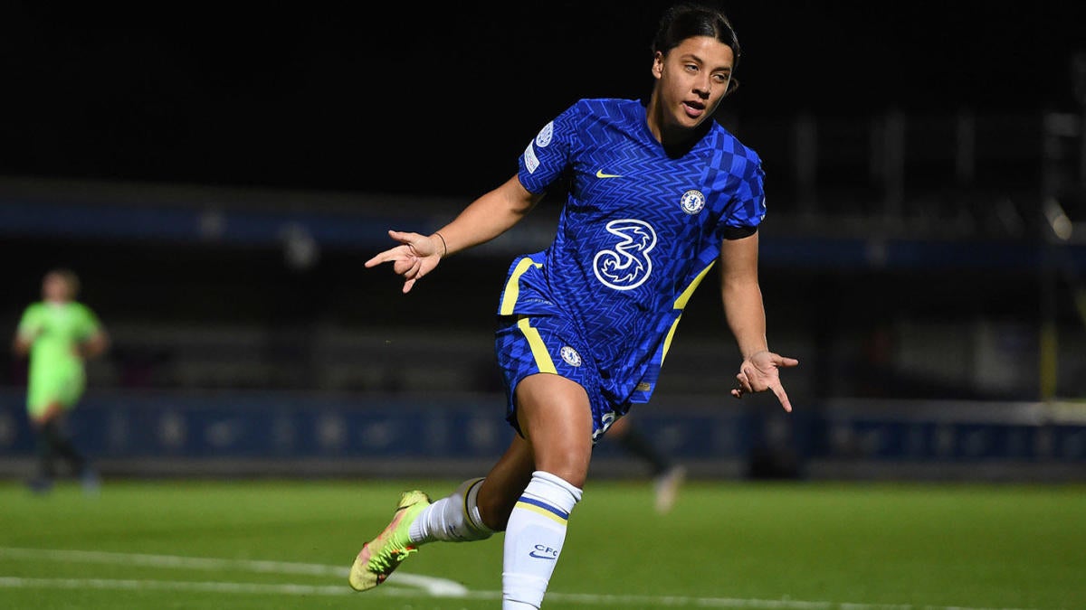 Sam Kerr picked up her 21/22 - Chelsea Football Club Women