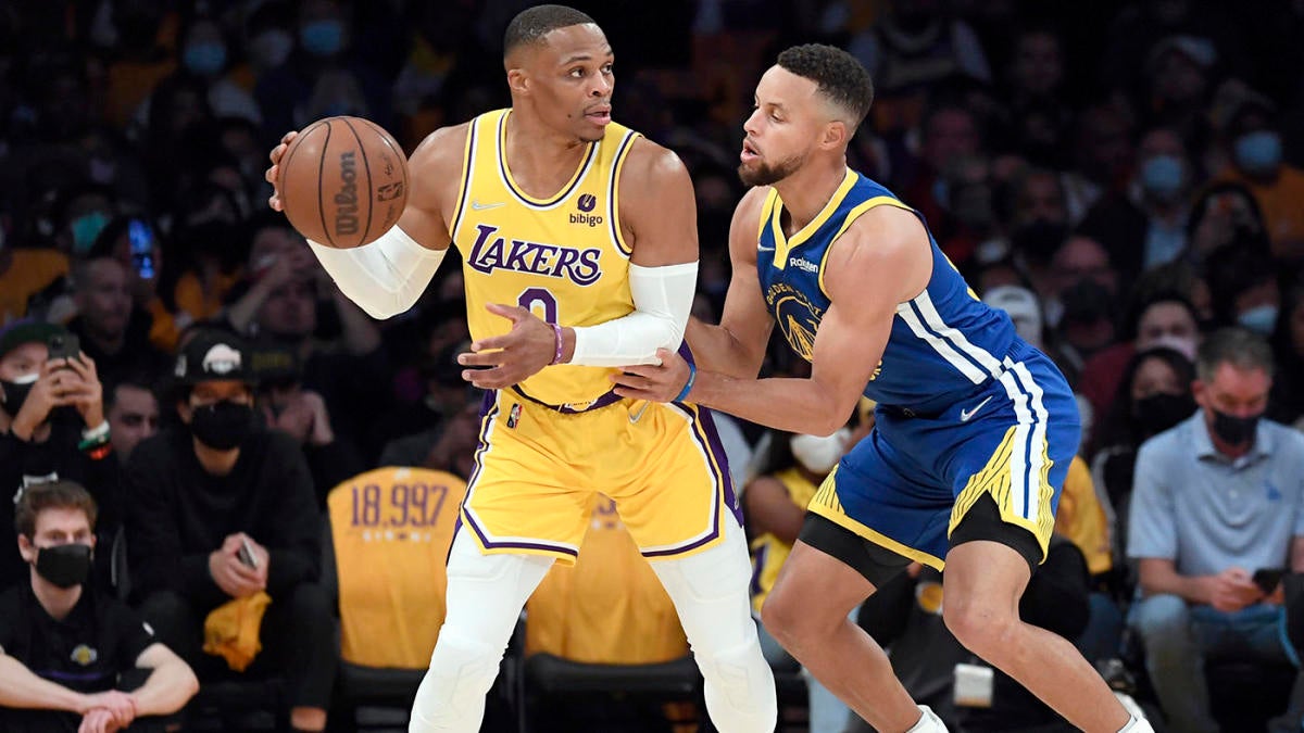 Stephen Curry is shooting worse than Lakers' Russell Westbrook, and that's great news for the Warriors