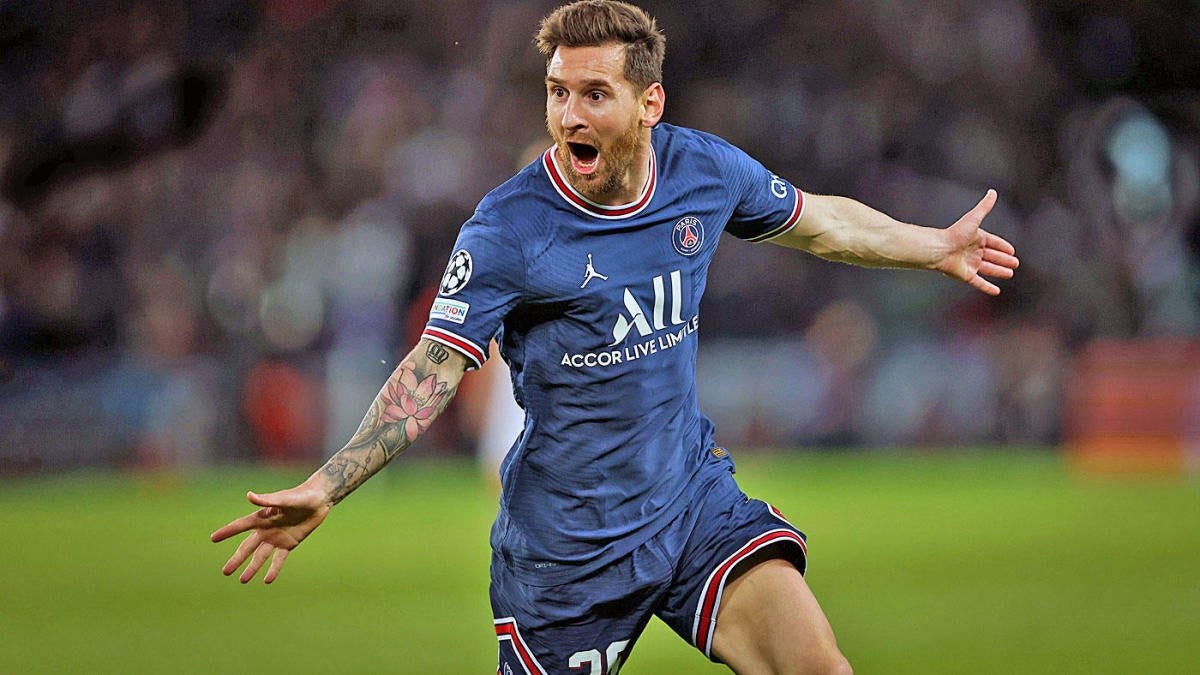 Champions League Roundup: Messi stars, PSG among four teams advancing