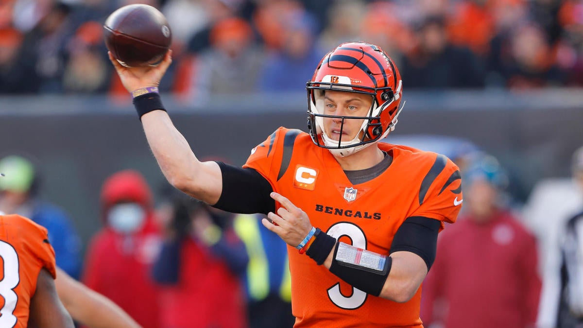 NFL player props, odds, expert picks for Week 14, 2021: Joe Burrow goes  over 257.5 passing yards for Bengals 