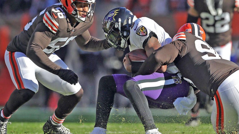 lamar-jackson-raven.jpg