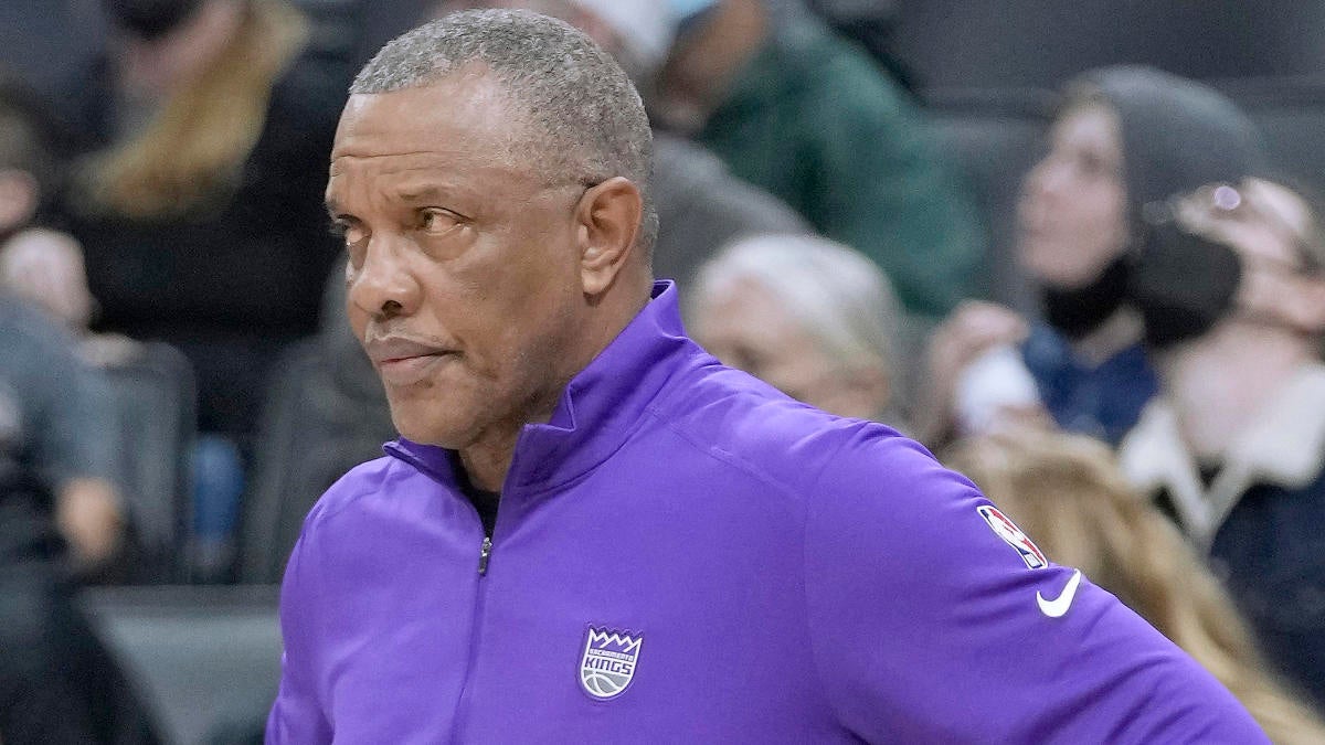 Pelatih Kings Alvin Gentry memasuki protokol kesehatan dan keselamatan, untuk melewatkan pertandingan Rabu vs. Wizards, menurut laporan