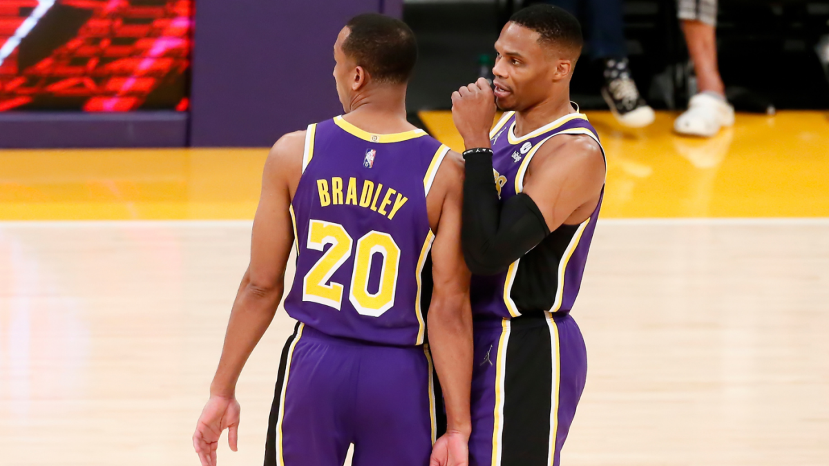 Pelacak NBA COVID-19: Lima Lakers, empat Knicks dalam protokol;  Raja takut wabah, penundaan, per laporan