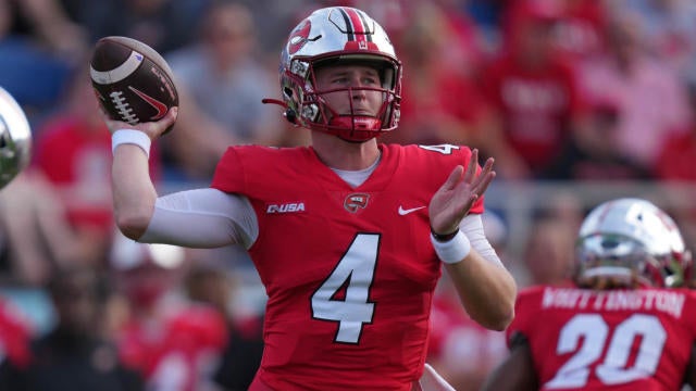 Bailey Zappe - Western Kentucky QB #4 vs Middle Tennessee State (2021) 