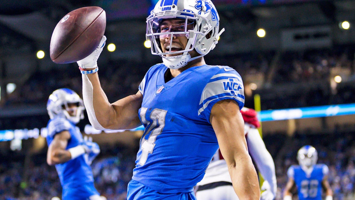 Amon-Ra St. Brown by the numbers: Lions standout WR on verge of rewriting NFL record books in Week 2 - CBSSports.com
