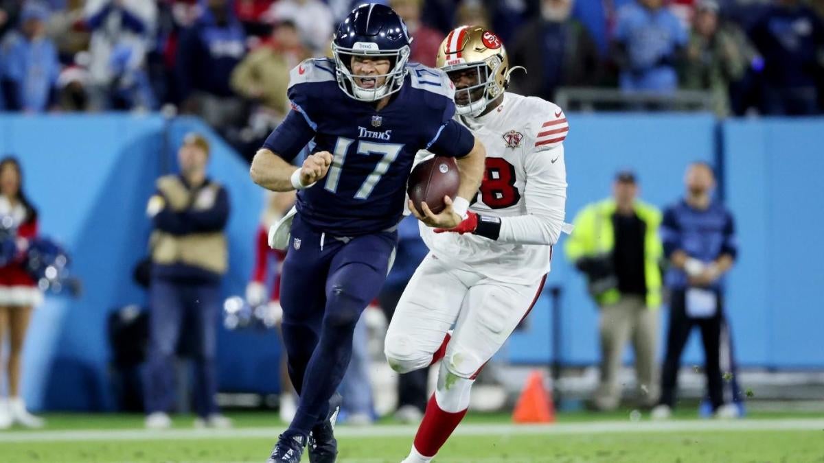 NFL Christmas Day Parlay Picks, Predictions Week 16: 3 Picks for the  Holiday Slate