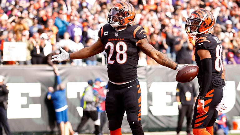 gettyimages-1361091221-joe-mixon-bengals-rb-td-1q-2021-1400.jpg