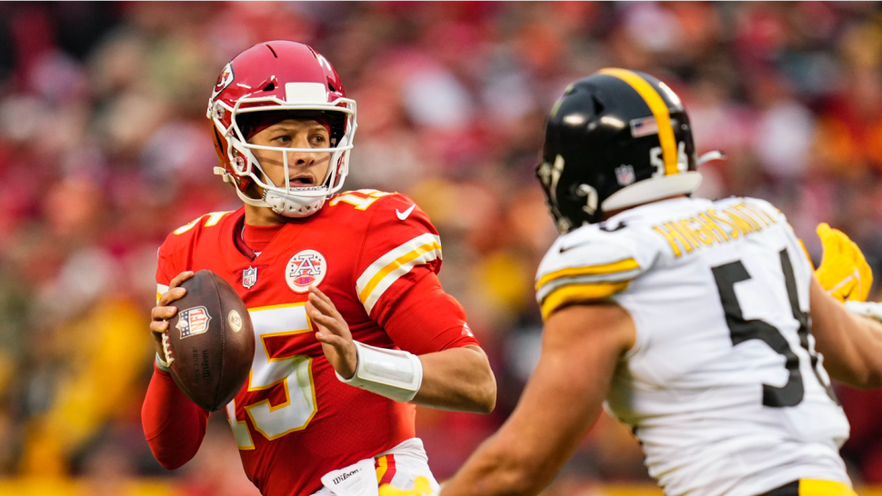 mahomes-5.png