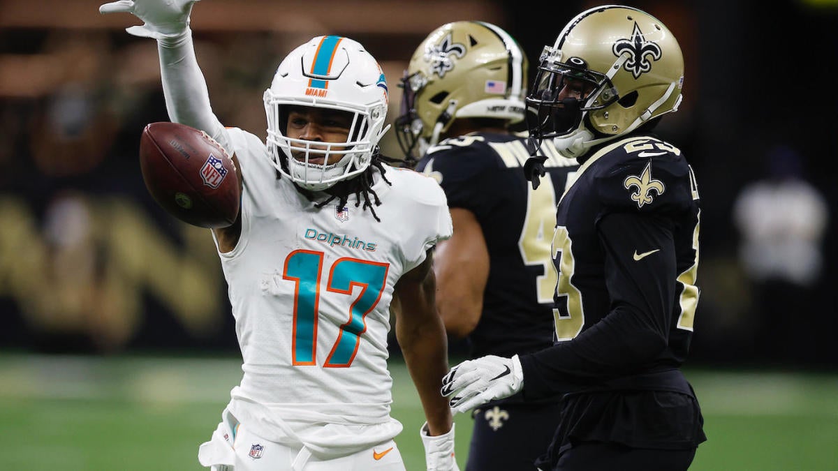 NFL 2021 playoff picture, standings: Dolphins rebound from 1-7 start to snatch No. 7 seed in AFC