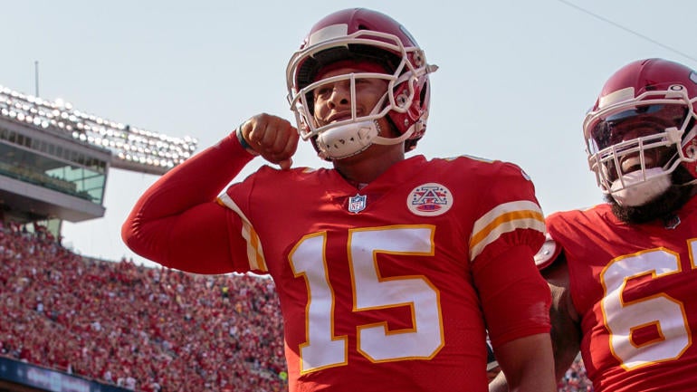 mahomes.jpg