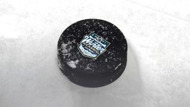 2022 NHL Winter Classic Puck