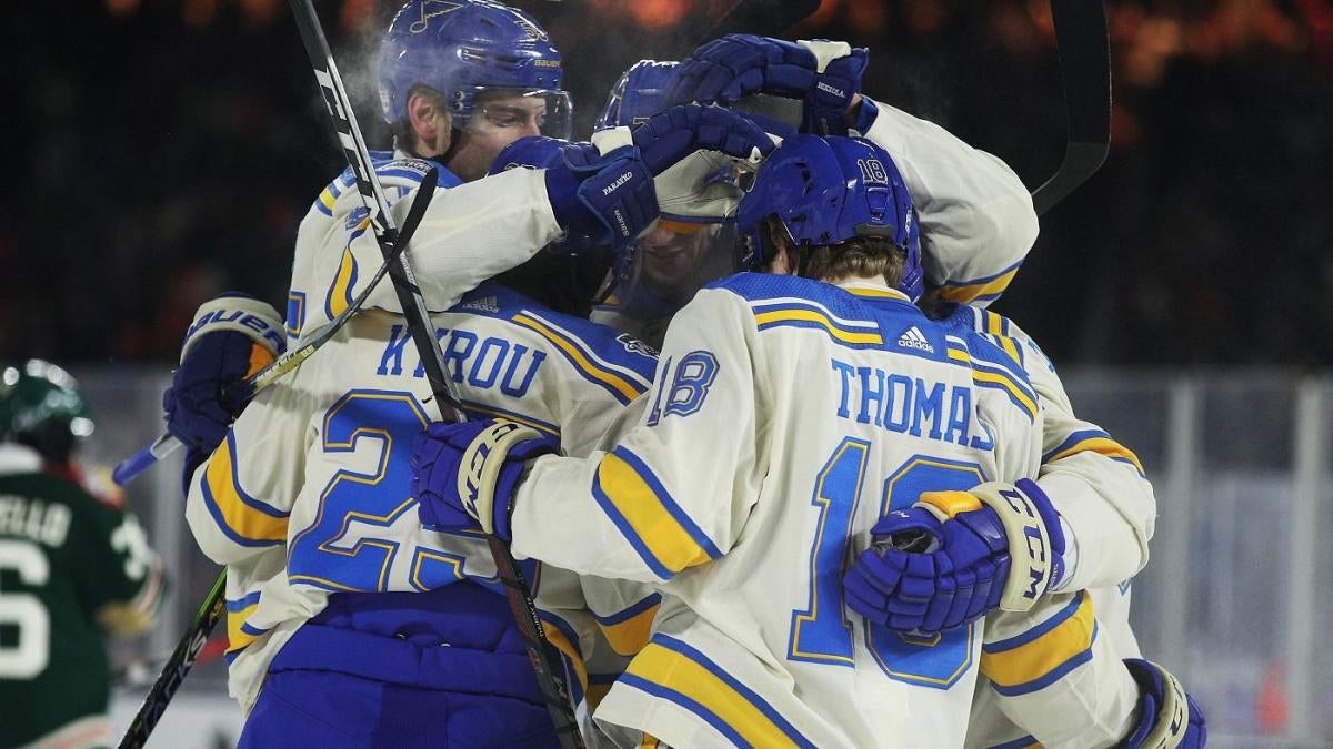 Ice hockey St Louis Blues beat Minnesota Wild 64 in coldest outdoor game in  NHL history Winter Classic