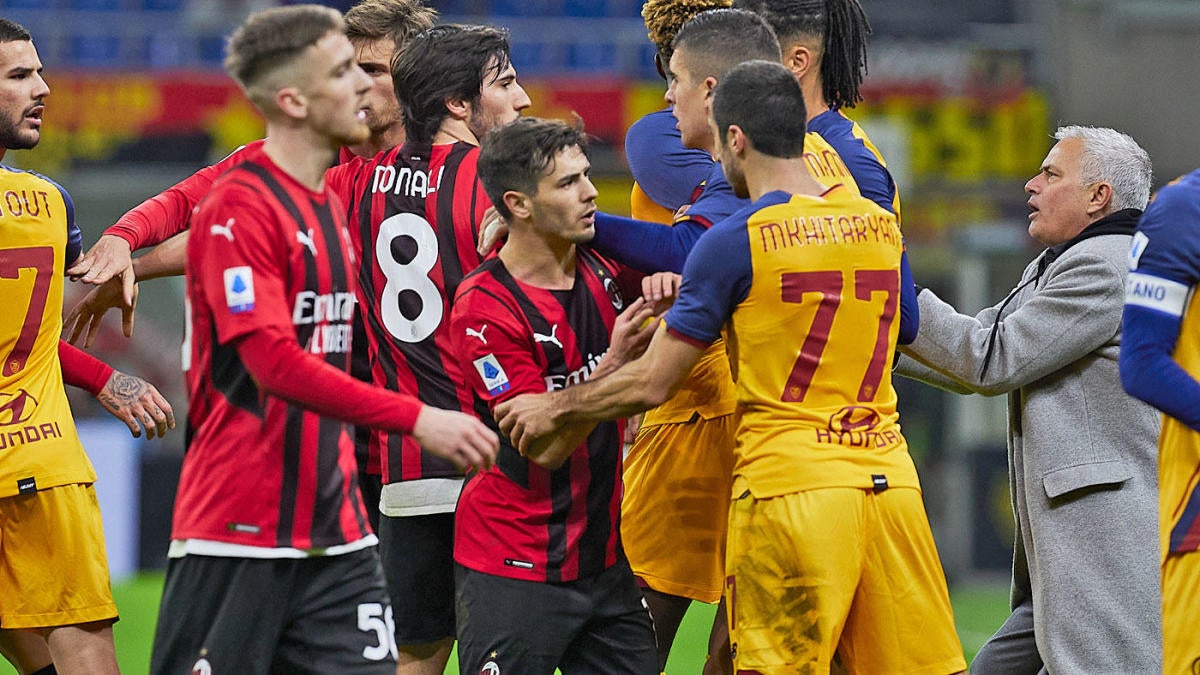 Serie A results, scores: AC Milan maintain Inter pressure as Napoli gap  widens following draw to Juventus - CBSSports.com