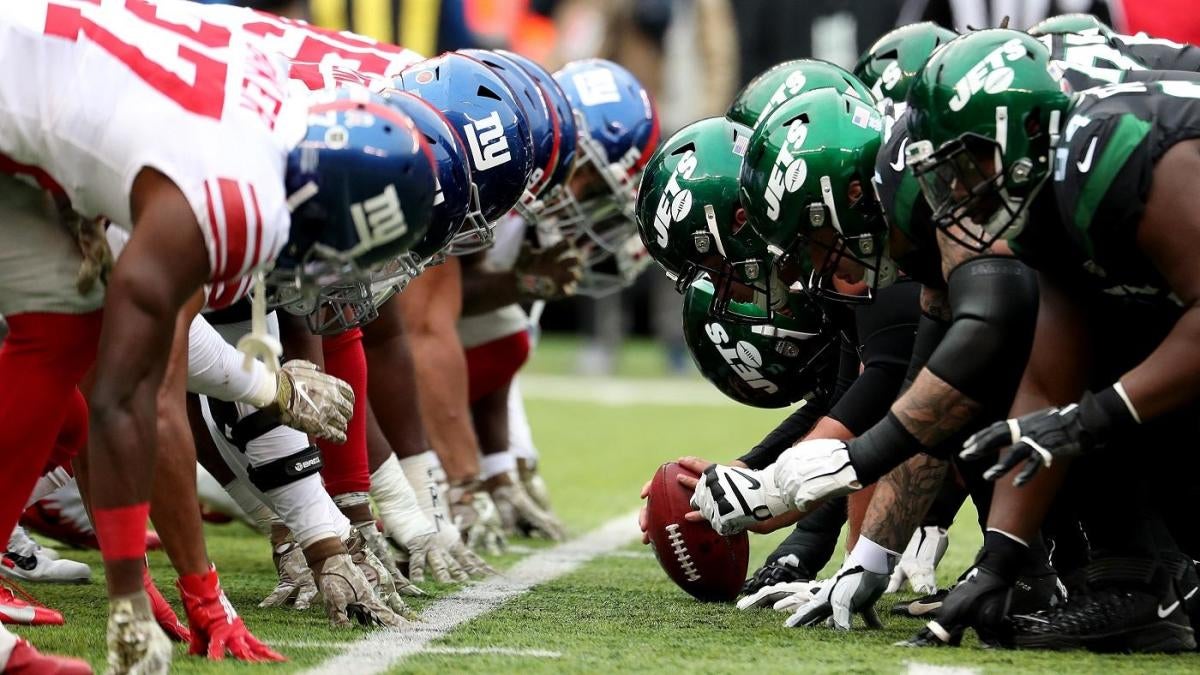 Fan Sues Giants Jets For 6 Billion Demanding Both Teams Leave New 