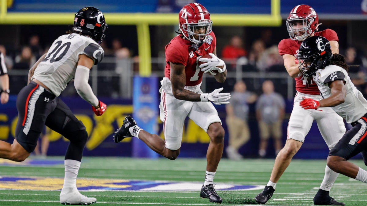 Alabama WR Jameson Williams declares for 2022 NFL Draft