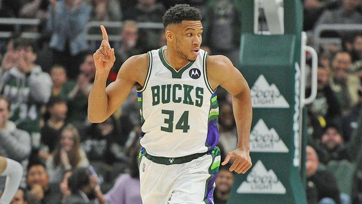 Bucks vs. Kings prediction, odds, line: 2022 NBA picks, Jan. 22 best bets from model on 56-30 run