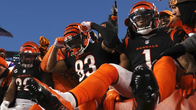 NFL Wild Card: Bengals take advantage of Raider sloppiness in 26-19 W